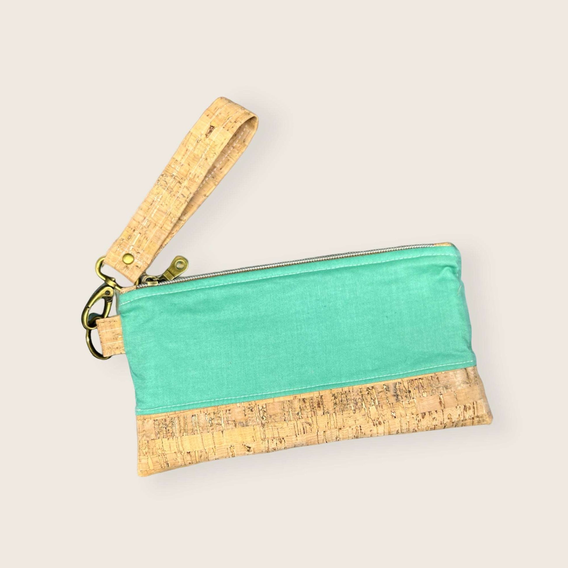 Simply Green Wristlet Wallet