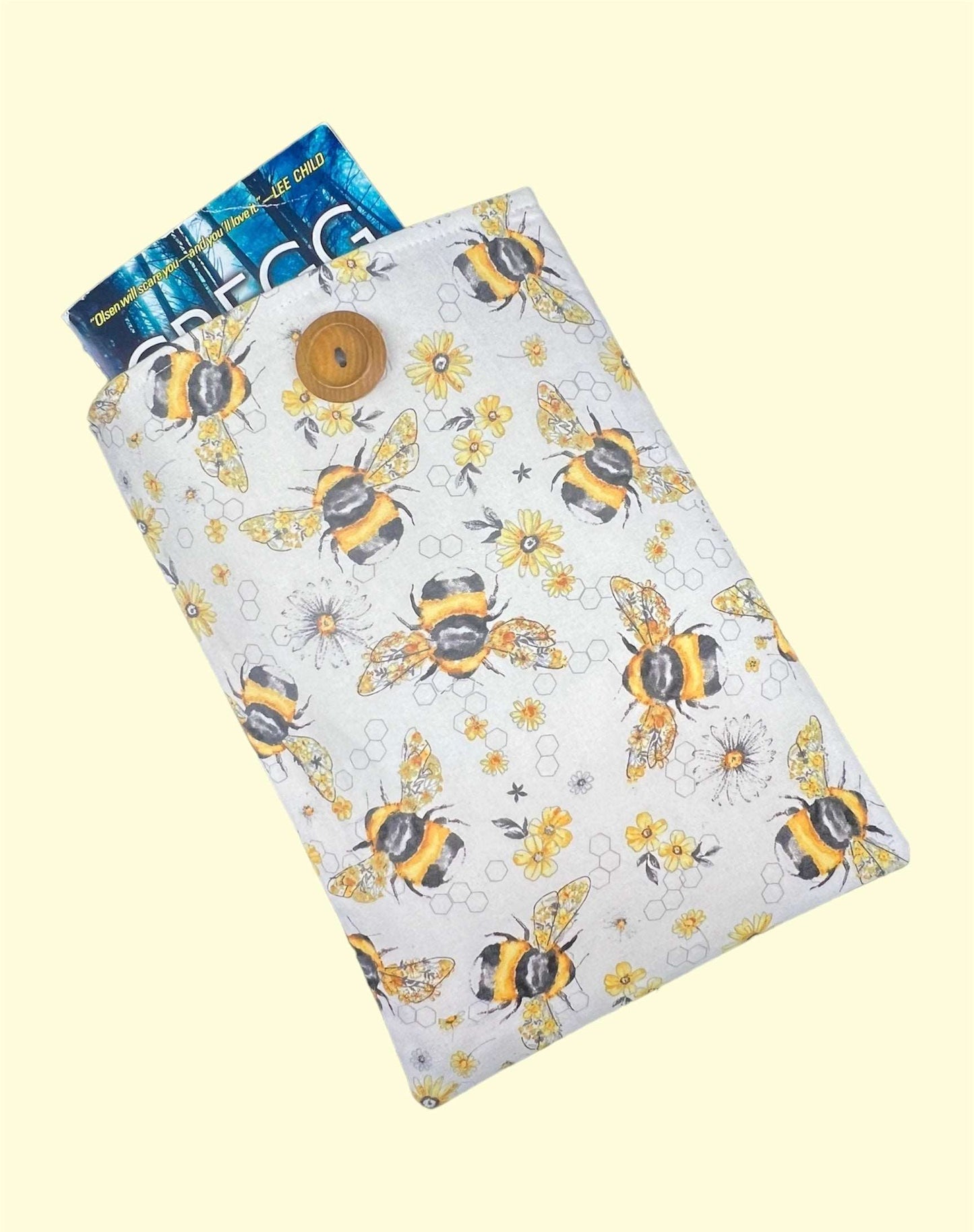 BEE Happy Book Sleeve - small