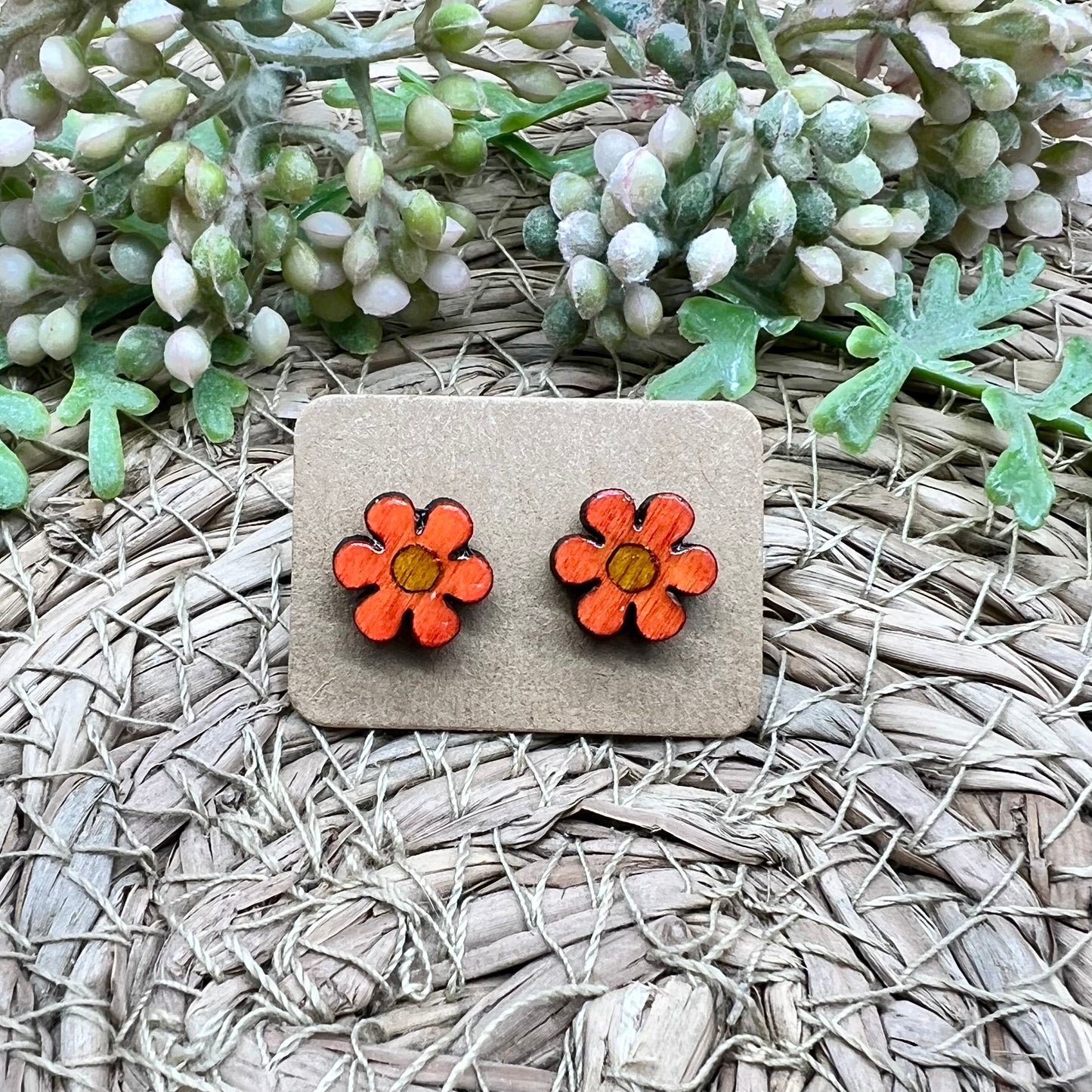 Retro Daisy Stud Earrings
