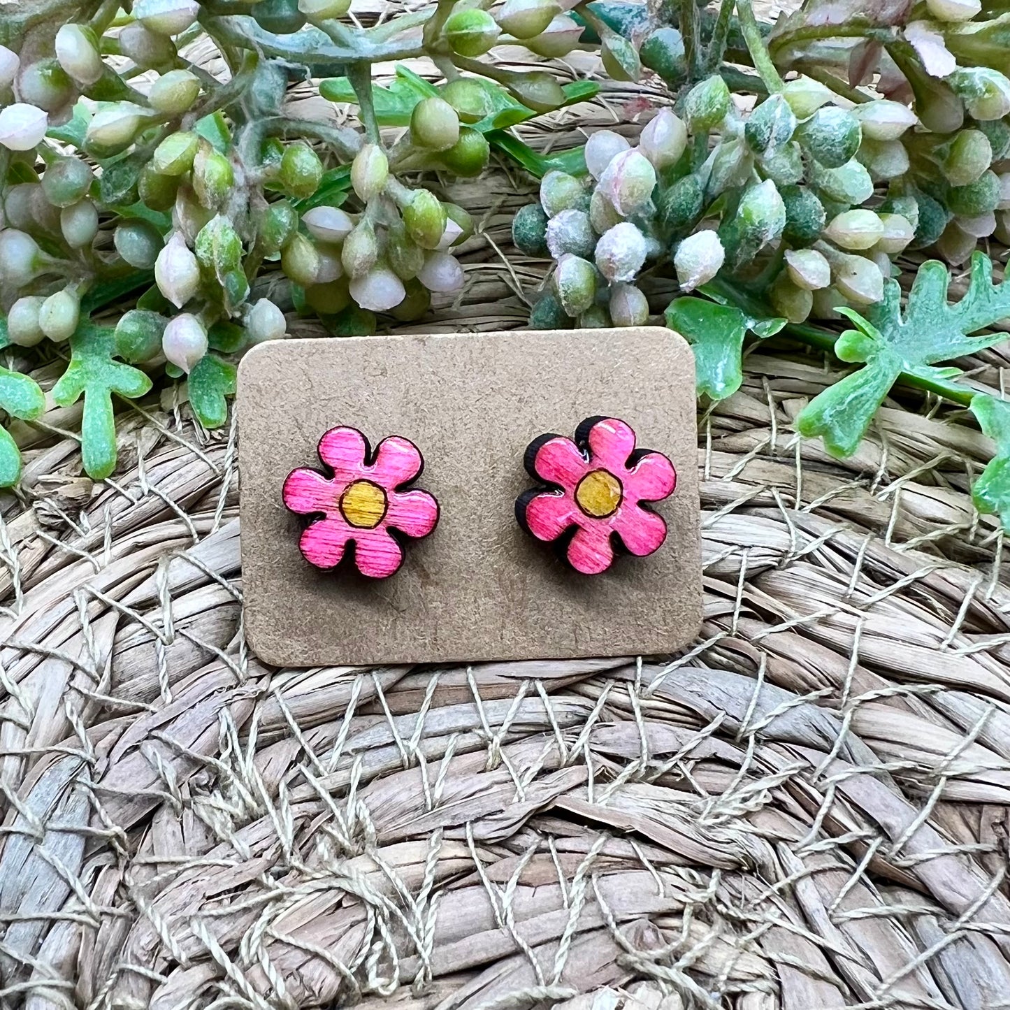Retro Daisy Stud Earrings
