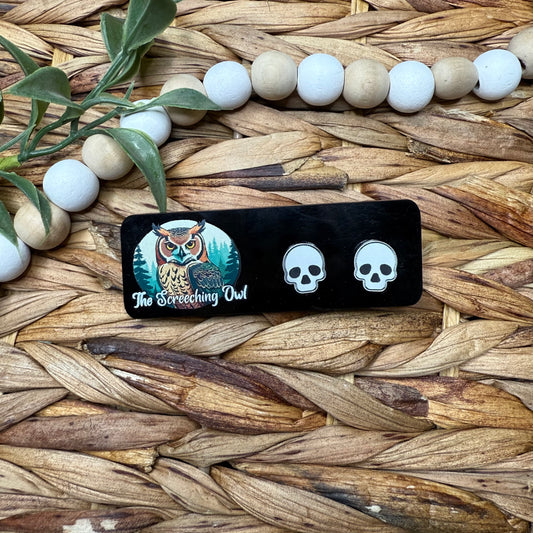 Skull Stud Earrings - Acrylic