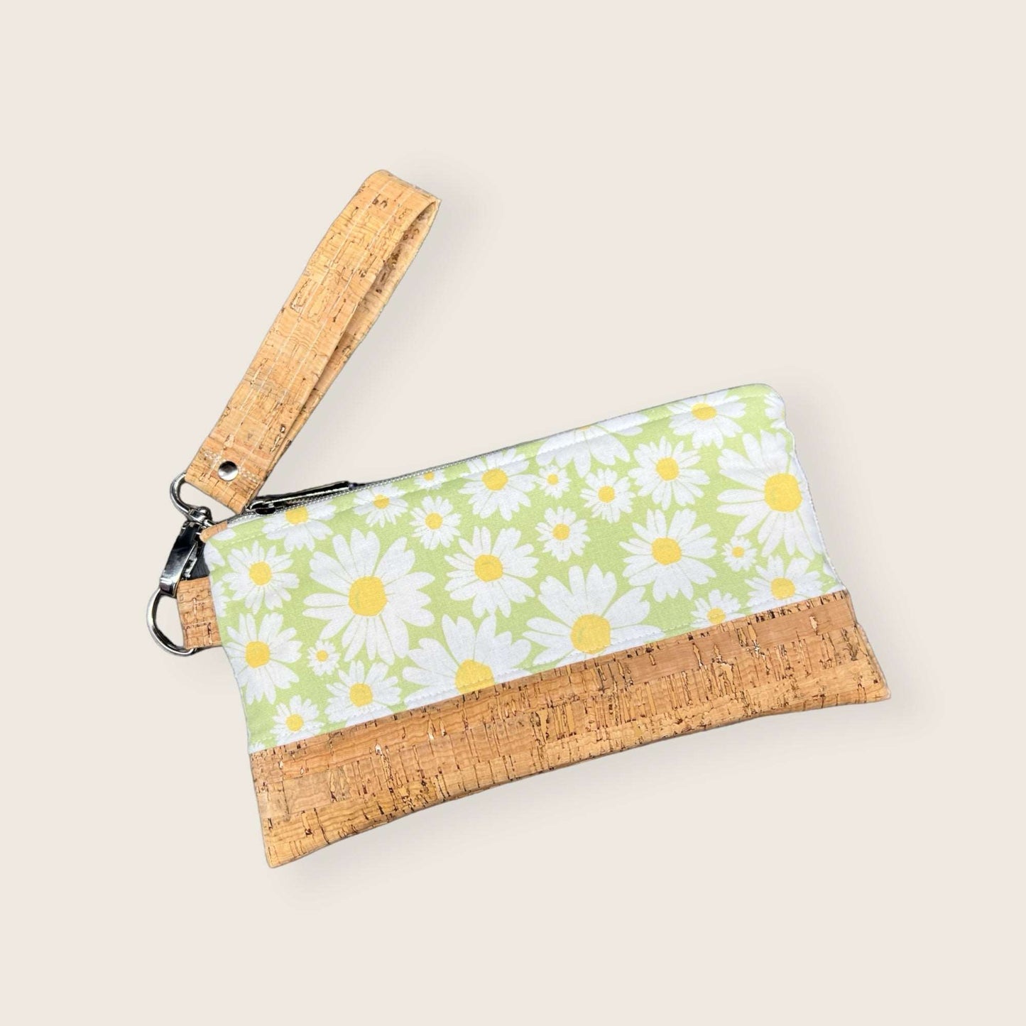 Daisy Love Wristlet Wallet