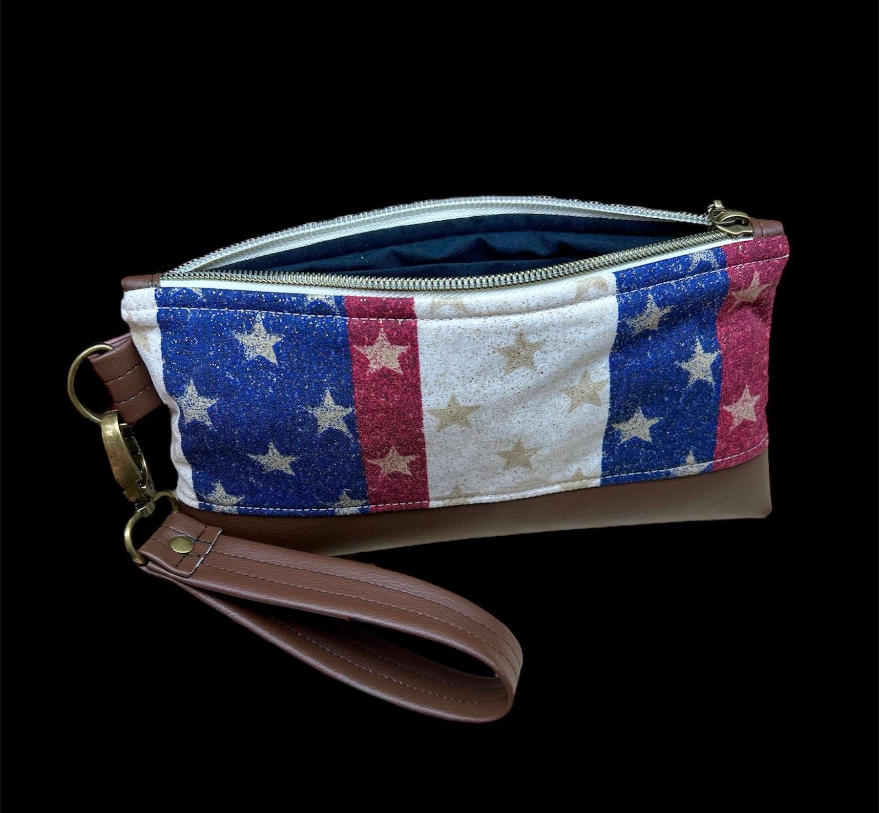 Antique Americana Wristlet Wallet