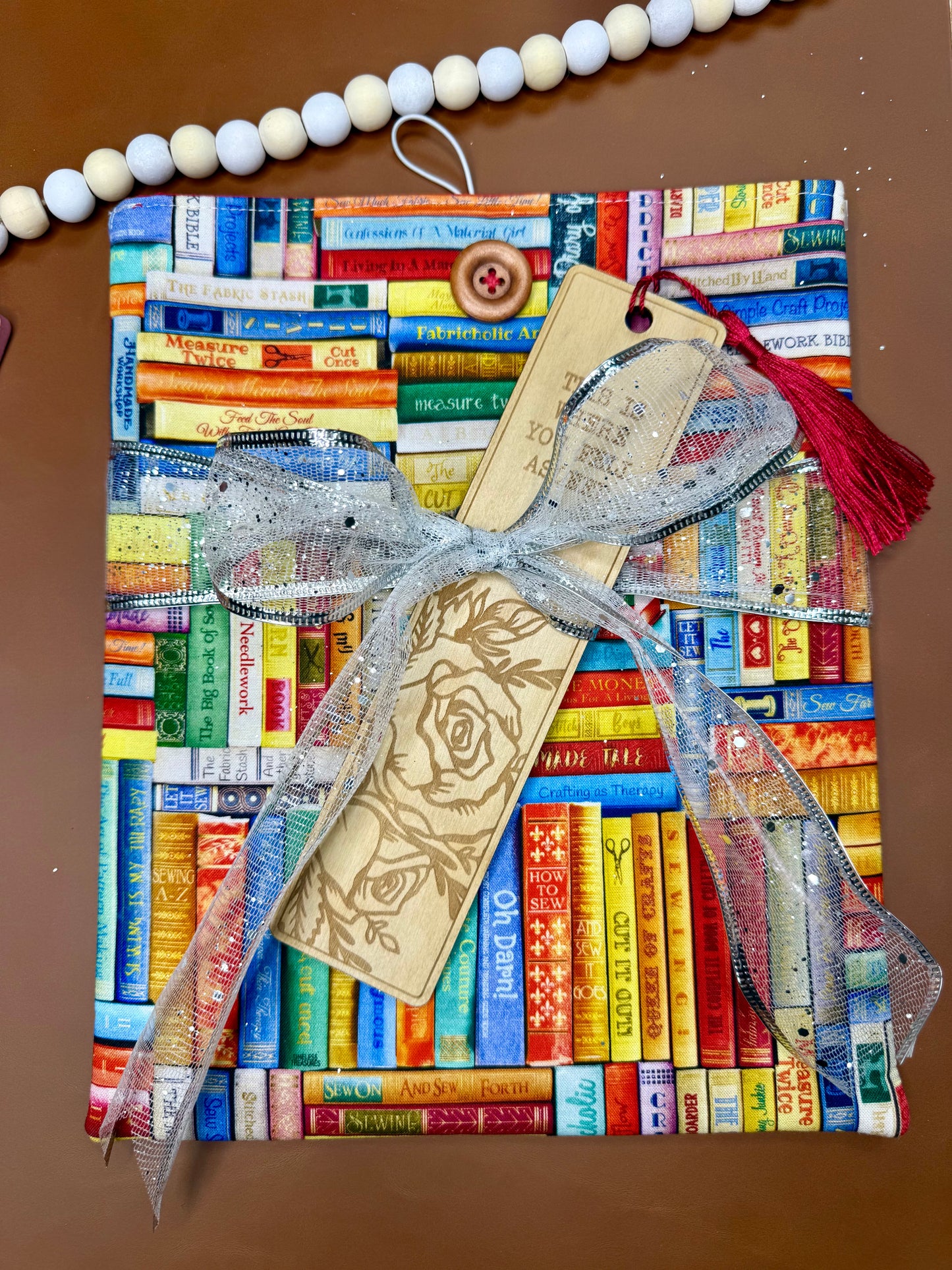 Bookshelf Book/Tablet Sleeve - Large